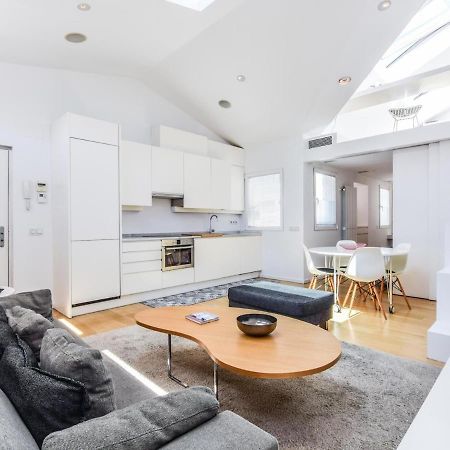 Atico Reformado En Anton Martin Apartment Madrid Luaran gambar
