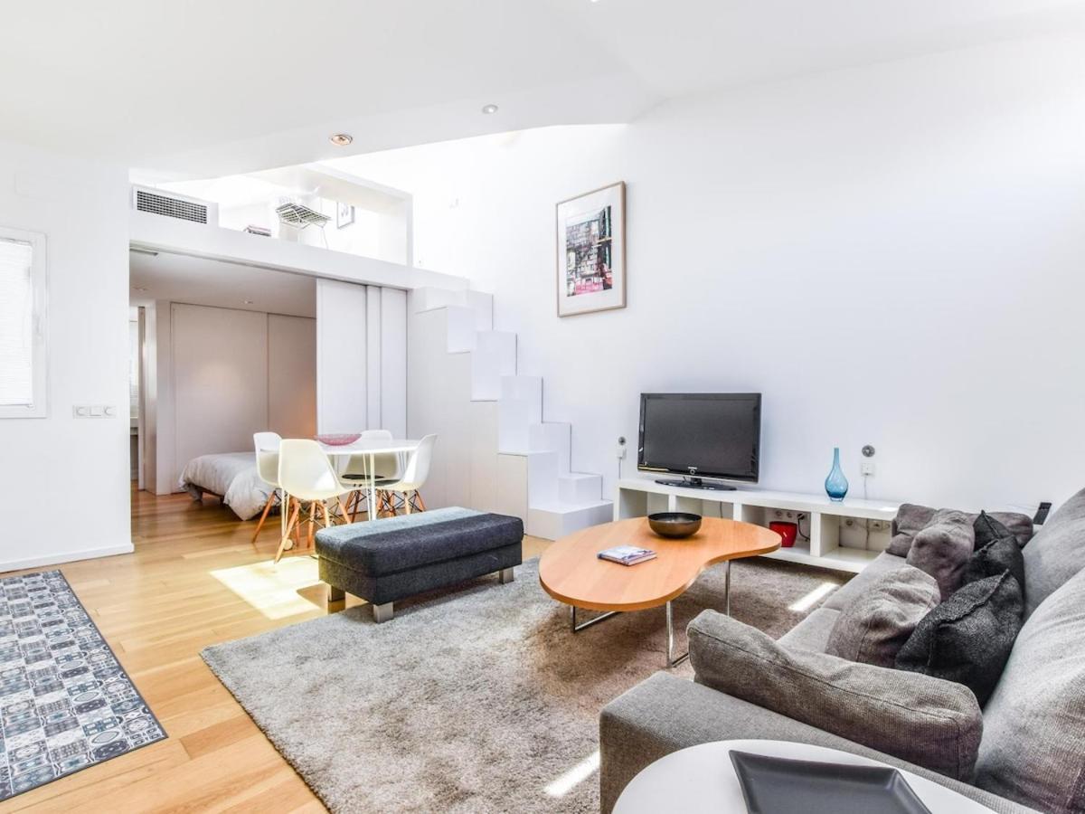 Atico Reformado En Anton Martin Apartment Madrid Luaran gambar