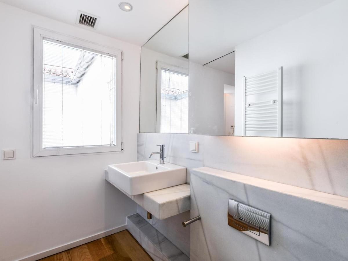 Atico Reformado En Anton Martin Apartment Madrid Luaran gambar