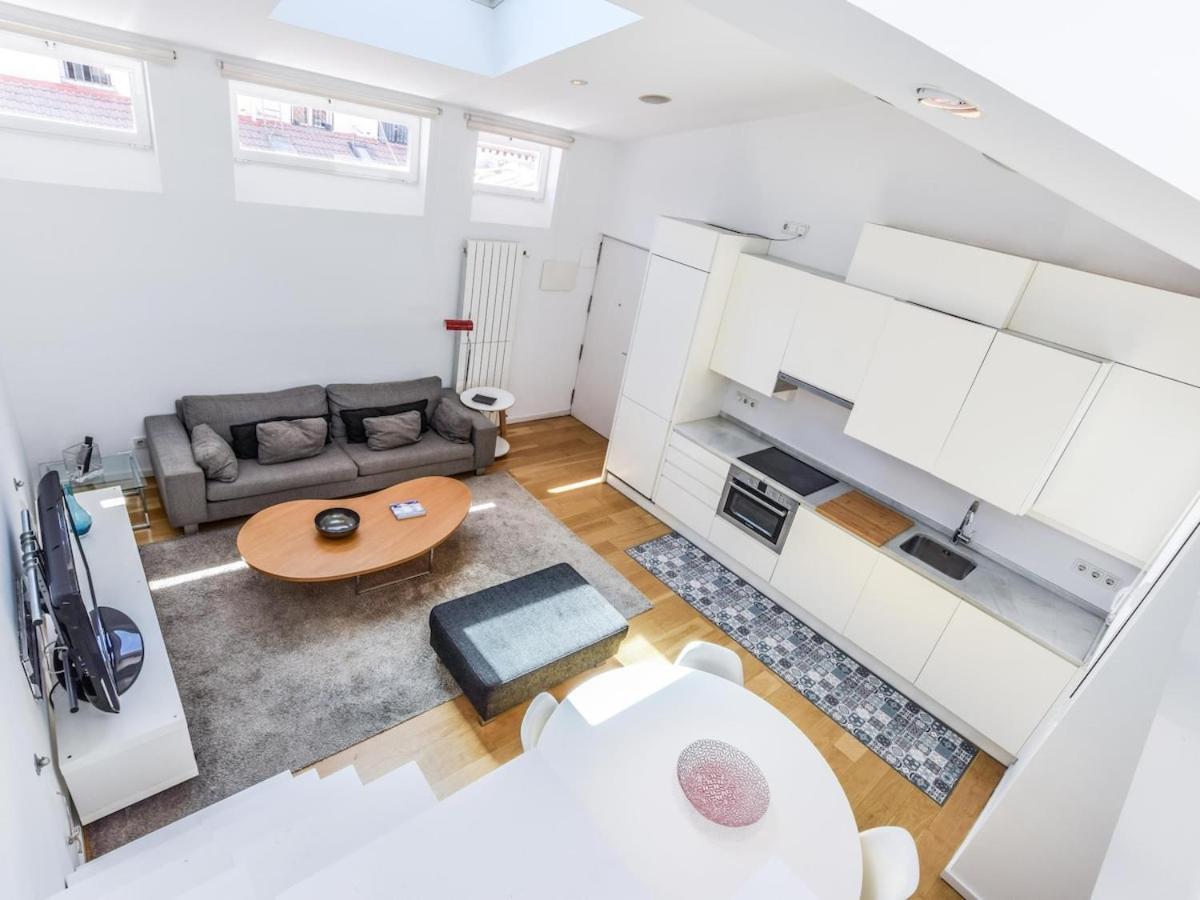 Atico Reformado En Anton Martin Apartment Madrid Luaran gambar
